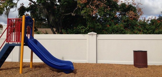 commerical-fencing-concrete-playground